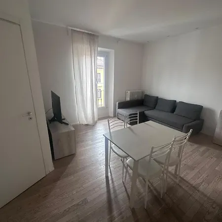 Apartament Superstudio Heart Of Mediolan